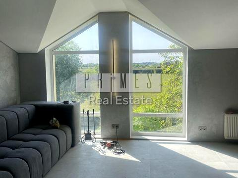 будинок за адресою Лугова