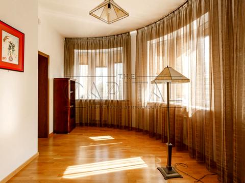 дом по адресу Старокиевская ул.