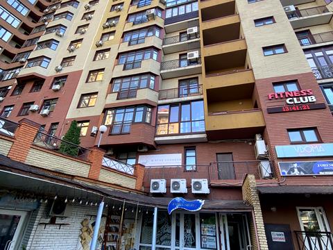 коммерческая по адресу Евгения Коновальца ул. (Щорса), 32-Б