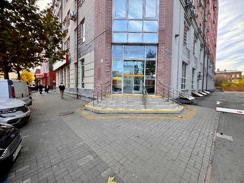 коммерческая по адресу Європейська, 7а