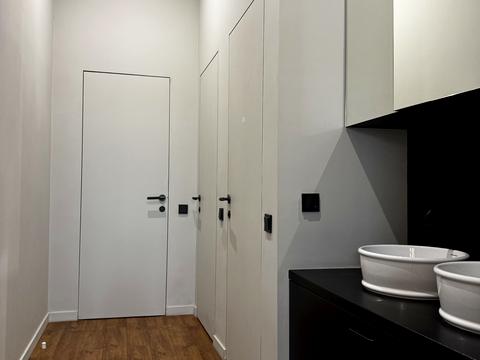 коммерческая по адресу Ивана Франко ул., 9