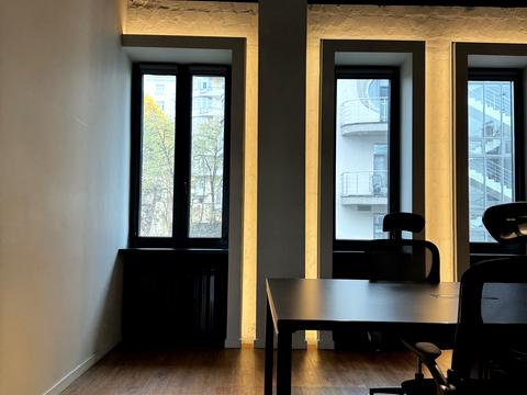 коммерческая по адресу Ивана Франко ул., 9