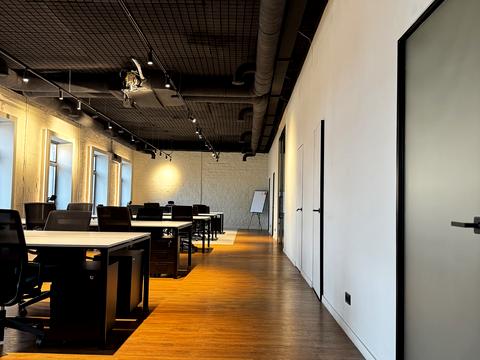 коммерческая по адресу Ивана Франко ул., 9