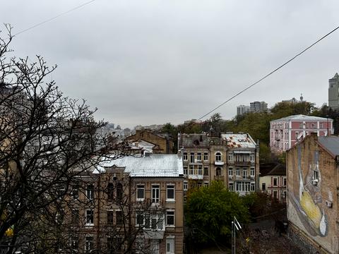 коммерческая по адресу Ивана Франко ул., 9