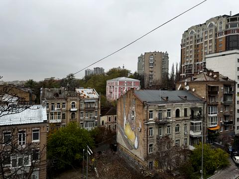 коммерческая по адресу Ивана Франко ул., 9