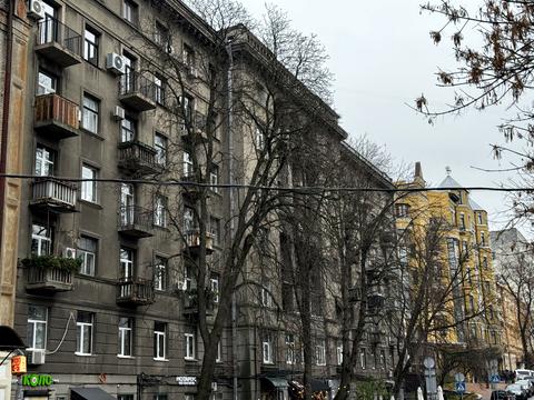 коммерческая по адресу Ивана Франко ул., 9