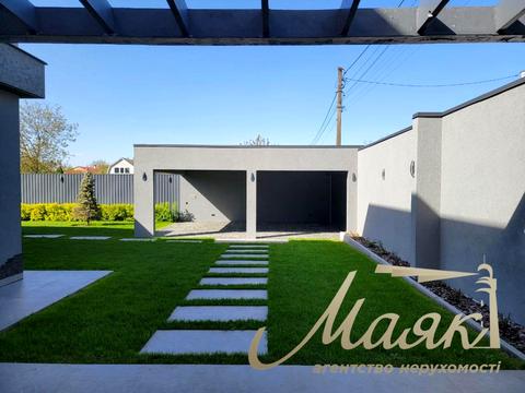 будинок за адресою Квітнева вул.