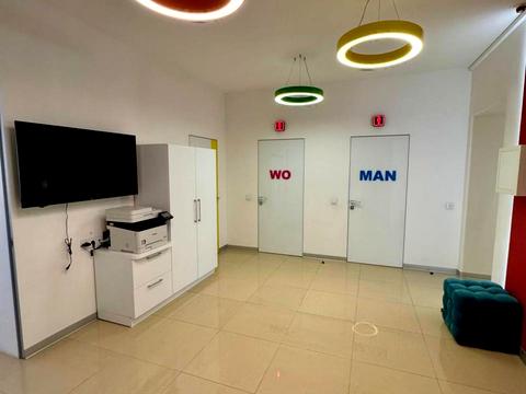 комерційна за адресою Оболонська набережна вул., 7