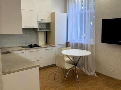 квартира по адресу Соборная пл. (Октябрьская), 7-А