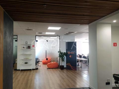 комерційна за адресою Київ, Богдана Хмельницького вул., 19-21