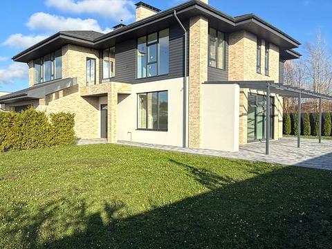 будинок за адресою Лісники