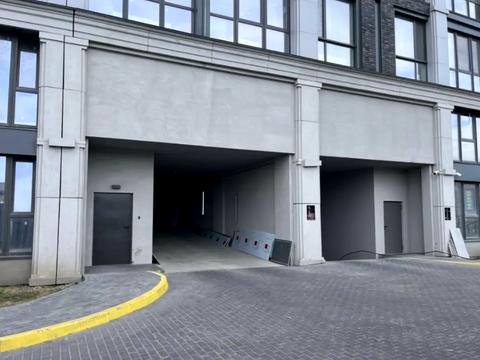 паркомісце за адресою Короленка вул., 22-А