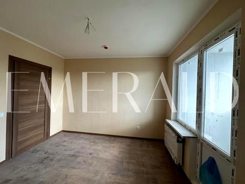 квартира за адресою Сім'ї Кульженків вул. (Петра Дегтяренка), 21