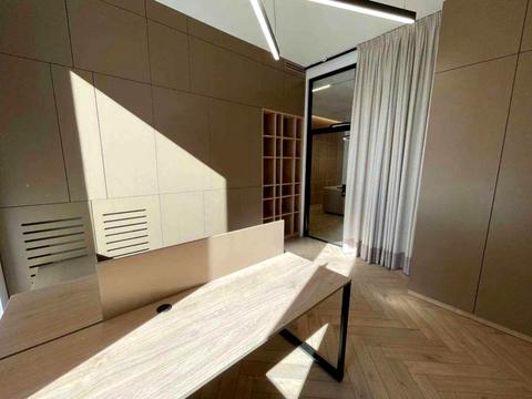 комерційна за адресою Антоновича вул. (Горького), 44