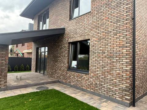 будинок за адресою Доброго Дуба вул.