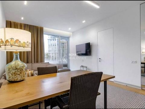 квартира за адресою Лабораторний пров., 7