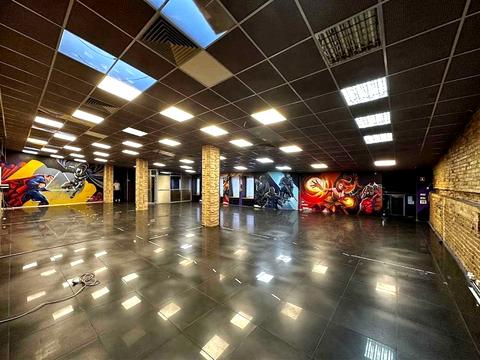 комерційна за адресою Верхній Вал вул., 24