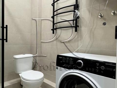 квартира по адресу Героев Небесной Сотни просп., 16/10