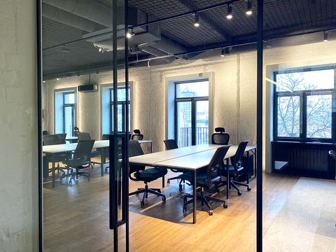 комерційна за адресою Івана Франка вул., 9