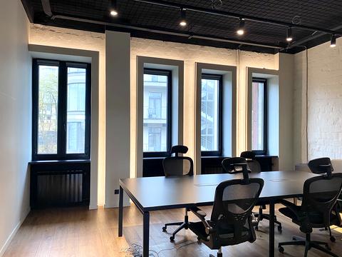 комерційна за адресою Івана Франка вул., 9