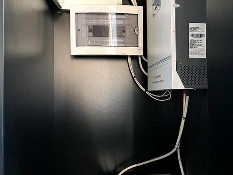 комерційна за адресою Івана Франка вул., 9