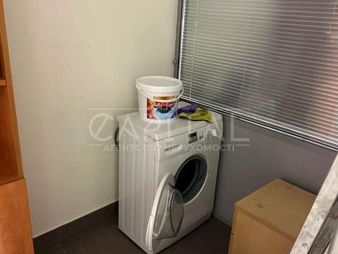 комерційна за адресою Рибальська вул., 13