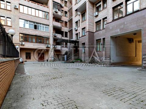 комерційна за адресою Павлівська вул., 18