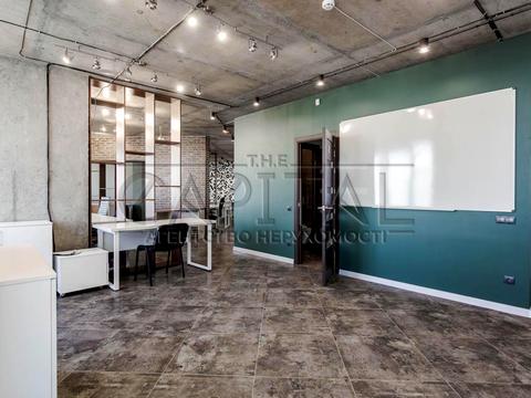 комерційна за адресою пр-т Григоренка Петра, 22/20