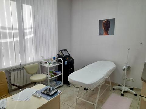 комерційна за адресою Антоновича вул. (Горького), 47/12