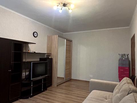 квартира за адресою Любомира Гузара просп. (Космонавта Комарова), 46-Б