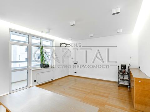 квартира за адресою Євгена Коновальця вул. (Щорса), 44-А