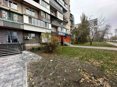комерційна за адресою Павла Тичини просп., 9