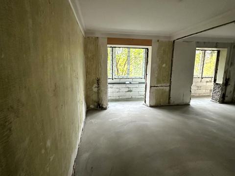 комерційна за адресою Павла Тичини просп., 9