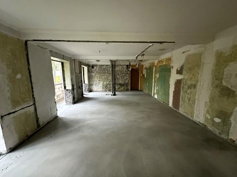 комерційна за адресою Павла Тичини просп., 9