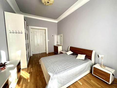 квартира за адресою Кониського, 1