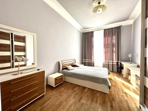 квартира за адресою Кониського, 1