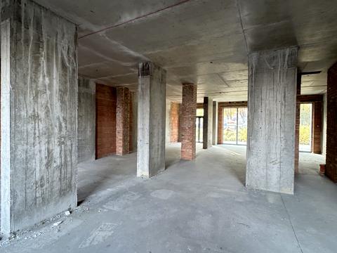 коммерческая по адресу Льнокомбинатовская ул., 4