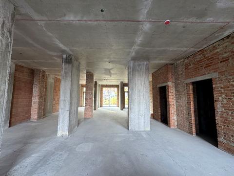 коммерческая по адресу Льнокомбинатовская ул., 4