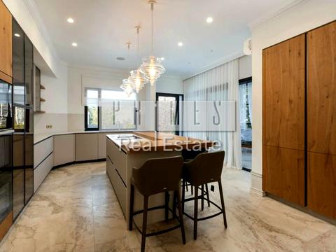 будинок за адресою Анатолія Солов'яненка вул.