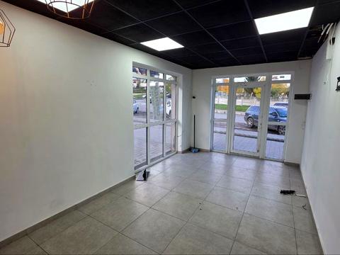 комерційна за адресою Горбачевського вул., 14