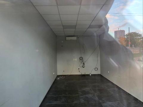 комерційна за адресою Горбачевського вул., 14