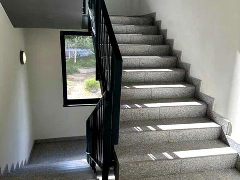 квартира за адресою Набережно-Рибальська дорога вул., 5