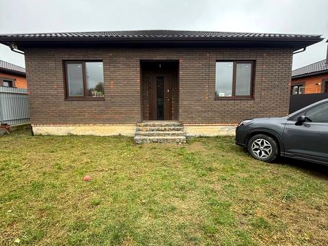 будинок за адресою горіхова, 1