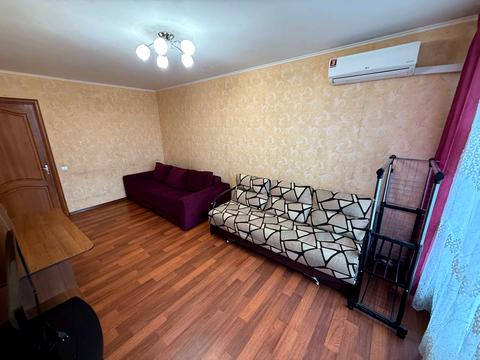 квартира за адресою Миколи Ушакова вул., 6