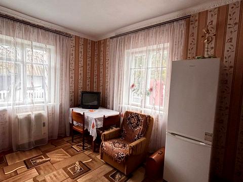 будинок за адресою Центральна вул. (Леніна), 4