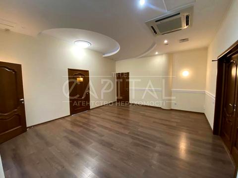 коммерческая по адресу Князей Острожских ул. (Московська), 23