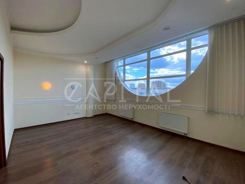 коммерческая по адресу Князей Острожских ул. (Московська), 23