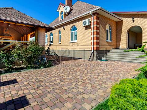 будинок за адресою Святищенська вул.