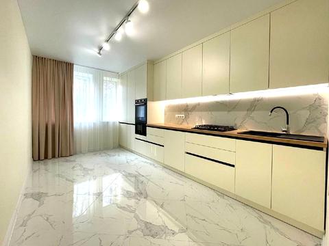 квартира за адресою Праведників Світу вул., 21