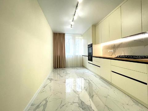 квартира за адресою Праведників Світу вул., 21